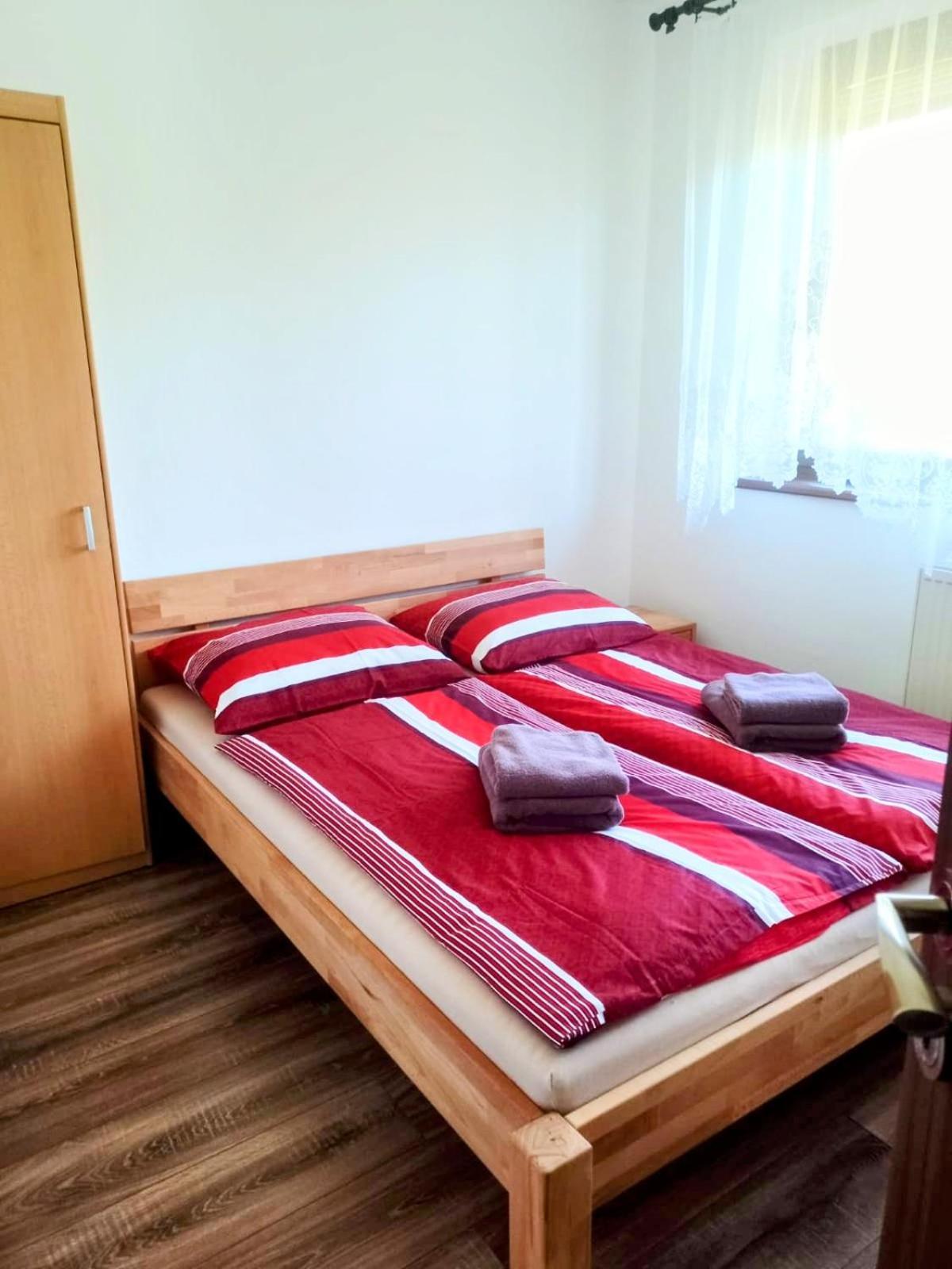 Ubytovanie Pod Gerlachom Vysoke Tatry Bilik gambar